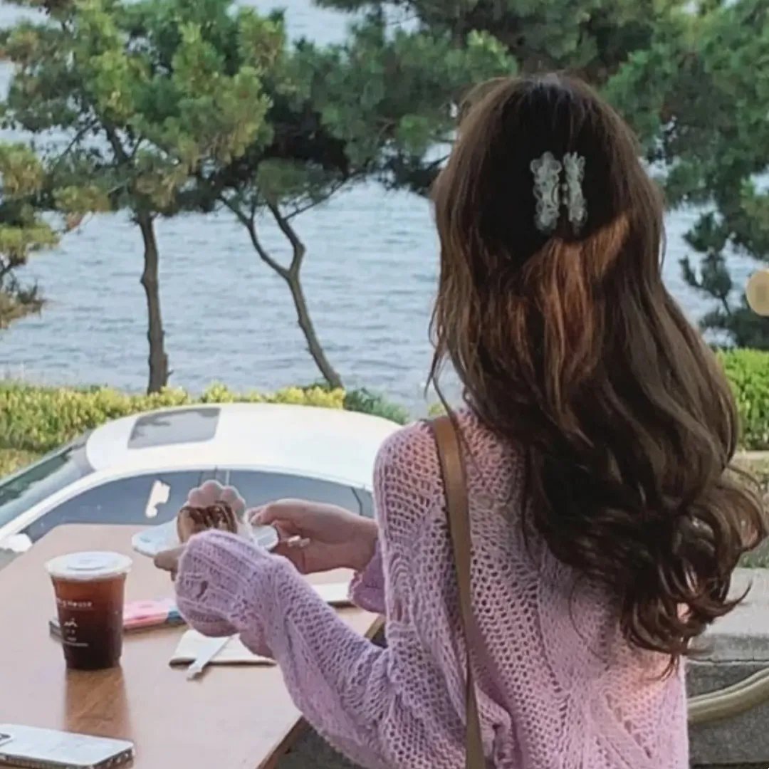 善良背后海报